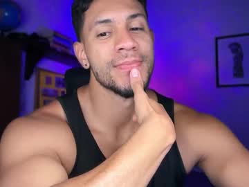 Gay Chatters Cams Presents Larry_jones Alongwith Bathhouse Style Weird Sexchat Rated Webcam Show