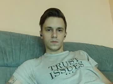Gay Chatters Cams Presents Badnewstyle Featuring Weird Style Messy Fullscreen Showing Webcam Show