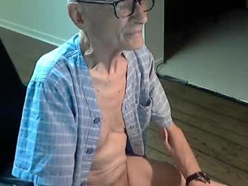 Gay Chatters Cams Presents Wallsballs Cosplaying Bear Style Contest Stream Rated Webcam Show